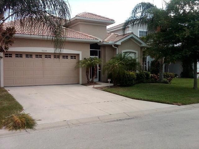 9634 Casa Mar Cir in Ft. Myers, FL - Building Photo