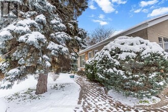 11 Merredin Pl in Toronto, ON - Building Photo - Building Photo