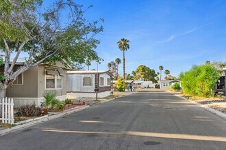 Shadow Mountain Community in Las Vegas, NV - Foto de edificio - Building Photo