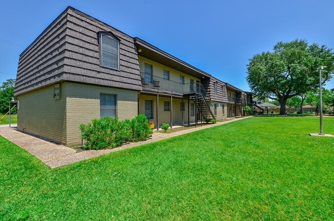 property at 1526 East Ave