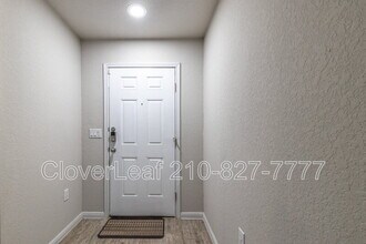 10423 Legacy Cv in San Antonio, TX - Building Photo - Building Photo