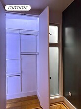 324 W 47th St in New York, NY - Building Photo - Building Photo