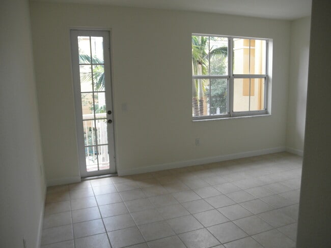 2906 Shoma Dr in West Palm Beach, FL - Building Photo - Building Photo