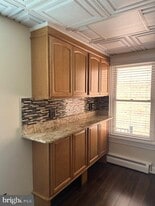 14 S Church St in West Chester, PA - Building Photo