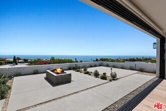 3616 Shoreheights Dr in Malibu, CA - Building Photo - Building Photo