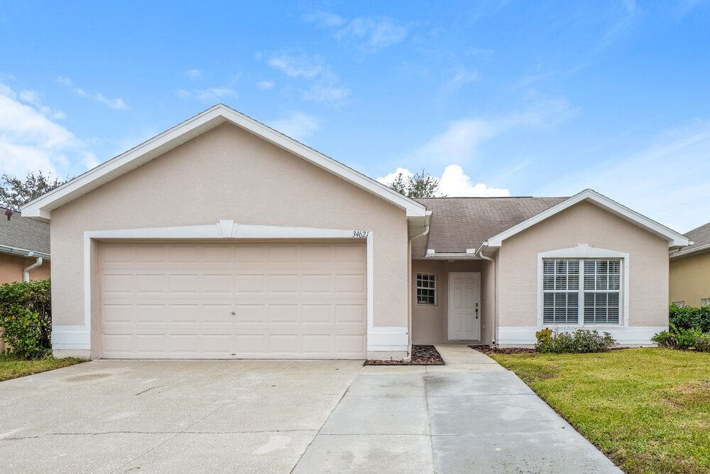 34621 Smart Dr in Zephyrhills, FL - Building Photo