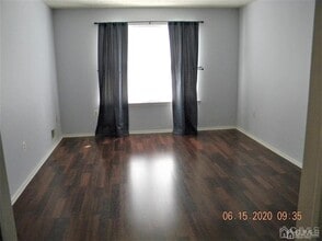 68 Aspen Ct in Hamilton Township, NJ - Building Photo - Building Photo