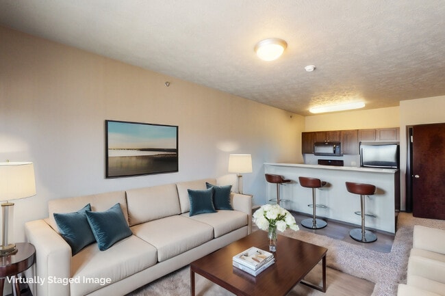 Hillcrest Village Apartments & Townhomes
