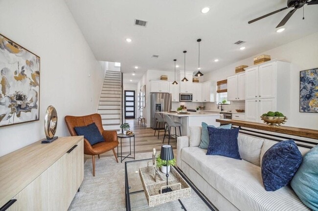 property at 9523 Willow St