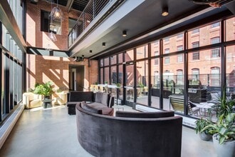 Windsor Radio Factory in Melrose, MA - Foto de edificio - Building Photo