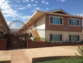 Edward Arms Apartments in Chula Vista, CA - Building Photo - Building Photo