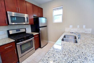 1800 Richcreek Rd in Austin, TX - Building Photo - Building Photo