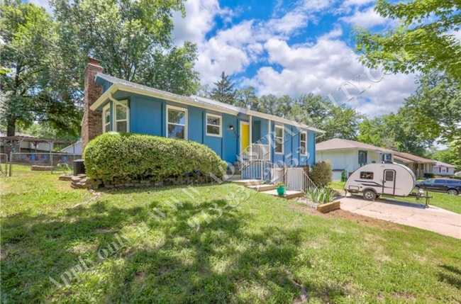 1921 SW 4th St in Lee's Summit, MO - Building Photo - Building Photo