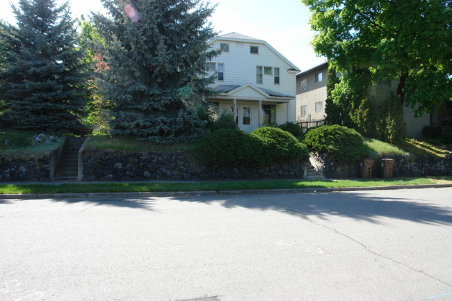 1409-1411 N Wall St in Spokane, WA - Foto de edificio - Building Photo