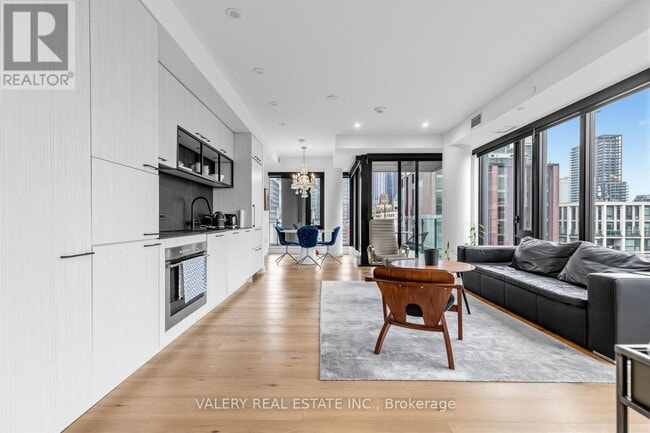 505 Richmond St W in Toronto, ON - Building Photo - Building Photo