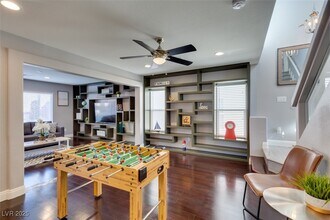 7659 Ribbon Garland Ct in Las Vegas, NV - Building Photo - Building Photo