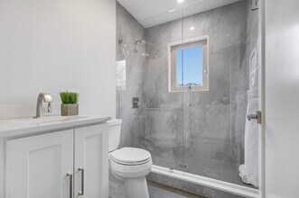 15 Melville Rd in Somerville, MA - Building Photo - Building Photo