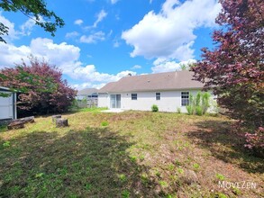 423 Point View Ct in Wilmington, NC - Foto de edificio - Building Photo