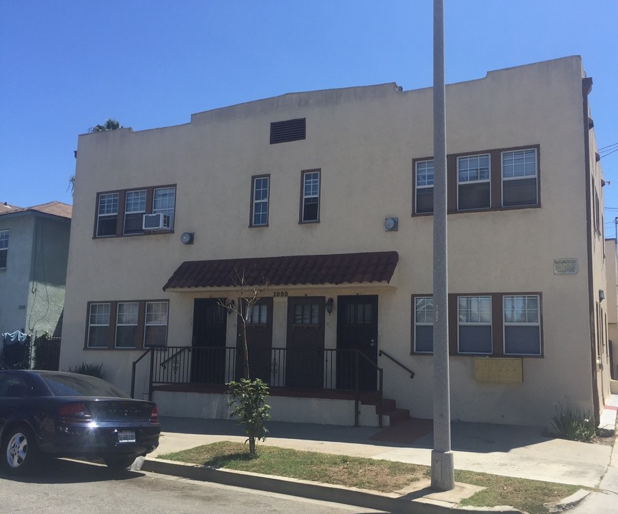 1050 E Hellman St in Long Beach, CA - Building Photo