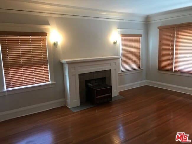 property at 1025 Locust Ave