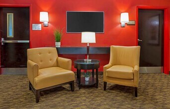 Furnished Studio-Secaucus - Meadowlands in Secaucus, NJ - Foto de edificio - Building Photo