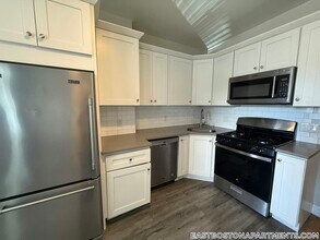 195 Maverick St in Boston, MA - Building Photo - Building Photo