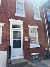 1361 E Hewson St in Philadelphia, PA - Building Photo - Building Photo