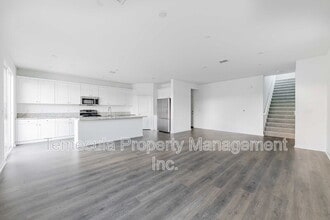 29243 Victoria Bch Blvd in Winchester, CA - Building Photo - Building Photo