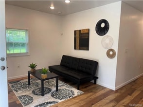 15044 Dacosta St in Detroit, MI - Foto de edificio - Building Photo