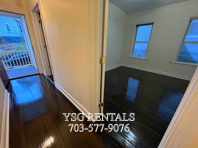 9 Sunset St, Unit #1 in Boston, MA - Building Photo - Building Photo