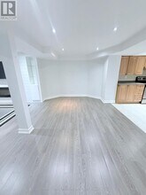 70 Robertson Close in Vaughan, ON - Building Photo - Building Photo