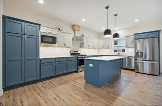 4749 Preston Ln in Iowa City, IA - Building Photo - Building Photo