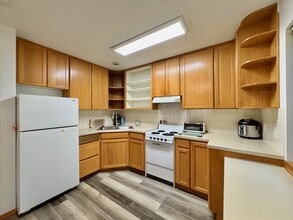 9126 Wolfram Way in Juneau, AK - Building Photo - Building Photo