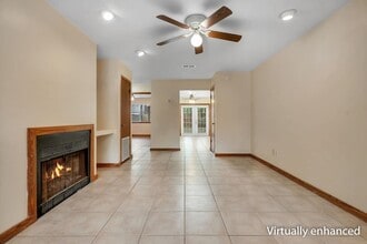 2008 E Park Ave in Tallahassee, FL - Foto de edificio - Building Photo