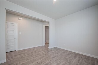 1030 Cold Snow Dr in Houston, TX - Building Photo - Building Photo