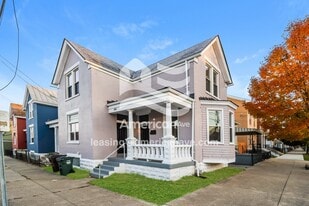 939 Patterson St in Newport, KY - Building Photo