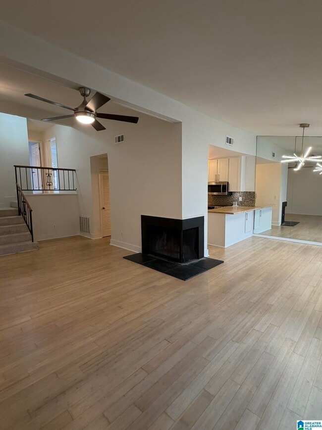 property at 118 W Green