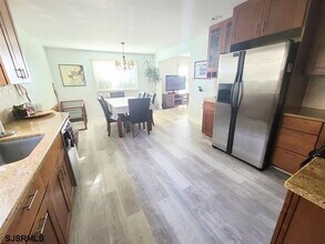 421 N Lafayette Ave in Ventnor City, NJ - Building Photo - Building Photo