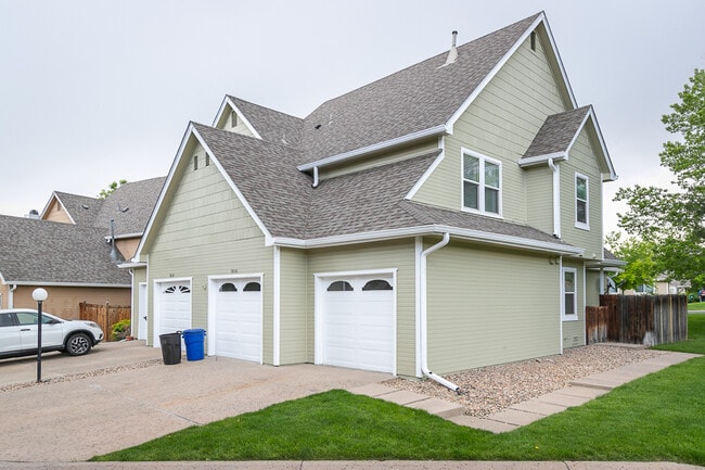 9010 Zephyr Ct in Westminster, CO - Building Photo - Building Photo