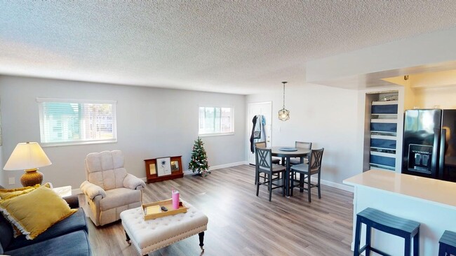 105 47th Ave Dr W in Bradenton, FL - Building Photo - Building Photo