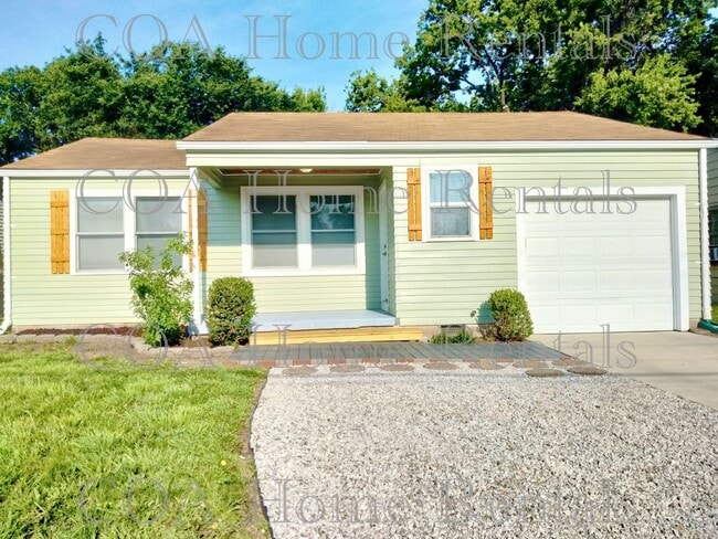 property at 2551 S Hydraulic Ave