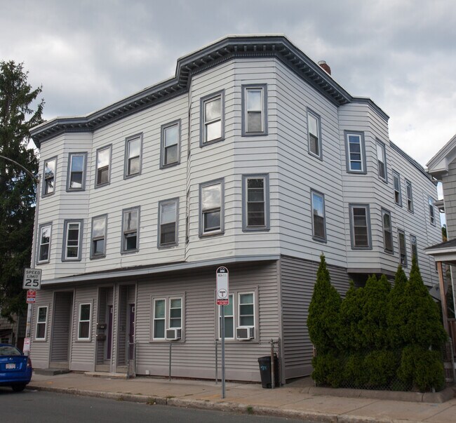 171 Rindge Ave, Unit 173-1LB in Cambridge, MA - Building Photo - Building Photo