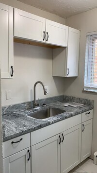 3553 Van Antwerp Plz photo'