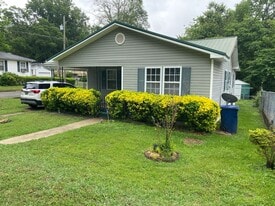 220 E 30th St in Anniston, AL - Building Photo