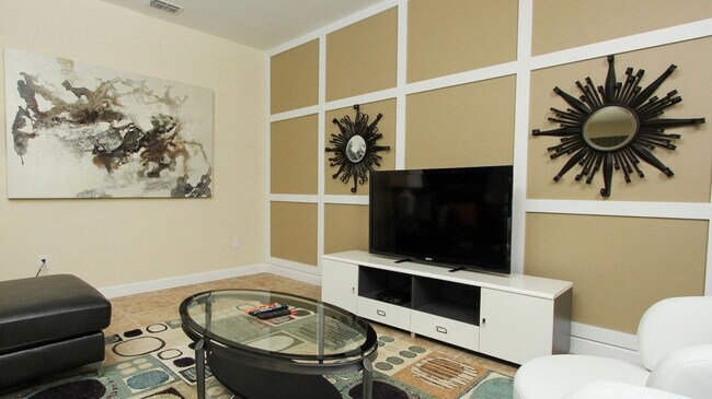 2960 Buccaneer Palm Rd in Kissimmee, FL - Building Photo - Building Photo