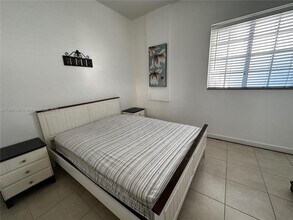13591 SW 176th Terr in Miami, FL - Building Photo - Building Photo