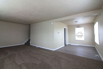406 Benham St in Richland, WA - Building Photo - Building Photo