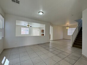 6839 Scarlet Flax St in Las Vegas, NV - Building Photo - Building Photo