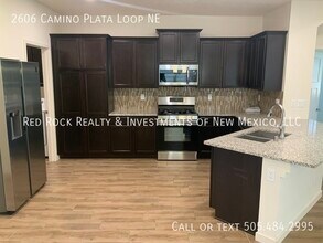 2606 Camino Plata Loop NE in Rio Rancho, NM - Building Photo - Building Photo