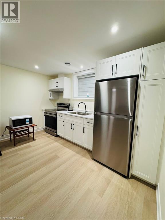 8901 Angie Dr in Niagara Falls, ON - Building Photo - Building Photo